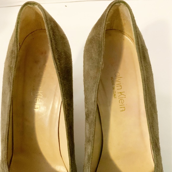 Calvin Klein Womens Green Suede Pumps Heels Made In Italy Size 8M - Picture 6 of 8